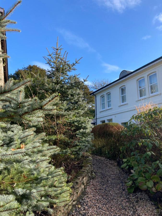 Hollyhocks Holiday Home- 2 Bedroomed Ground Floor Apartment Sleeps 5 Ivybridge Eksteriør bilde